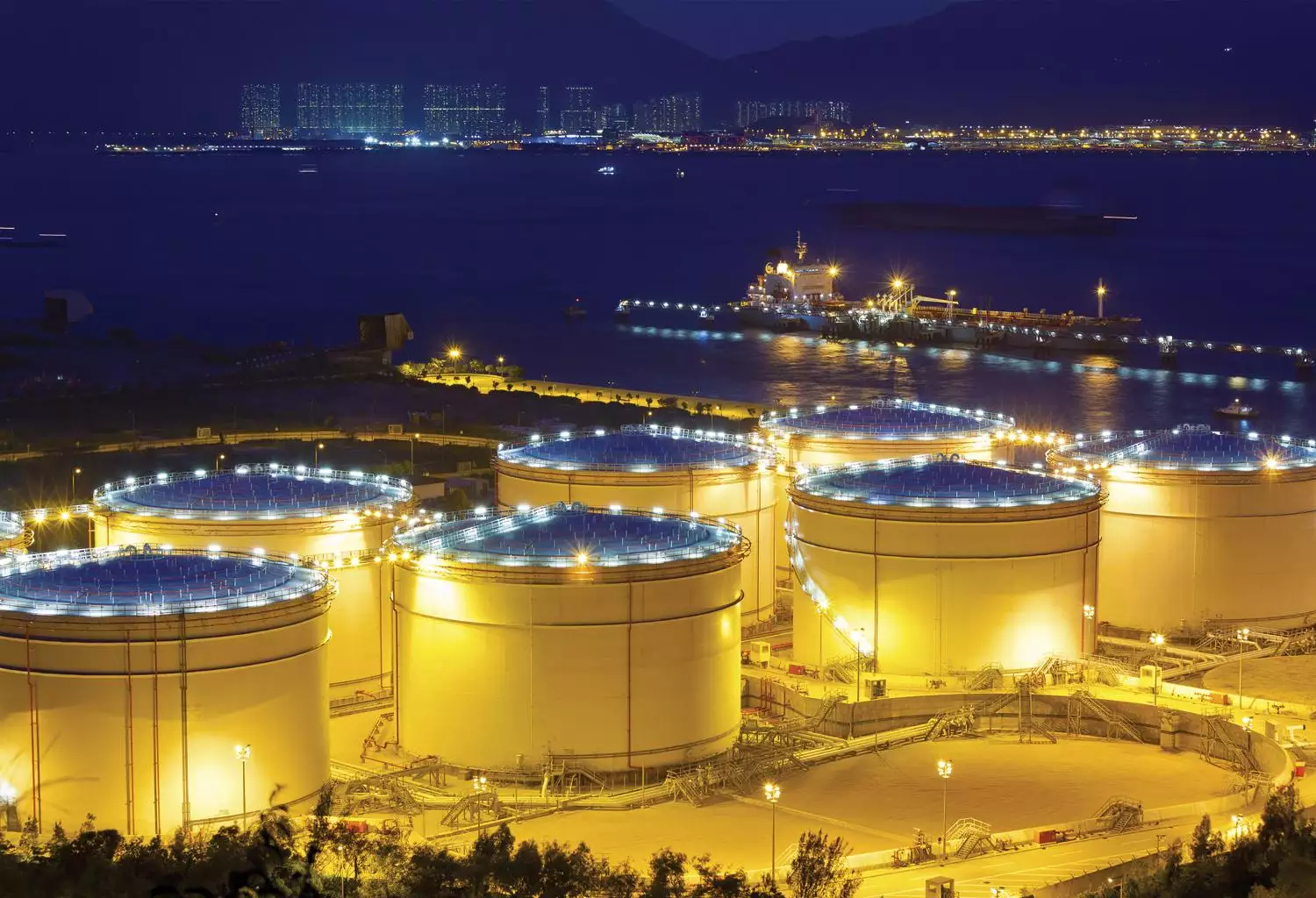 Petrochemical leak detection from Aquilar